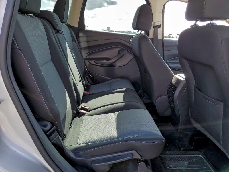 Photo 10 from auction – 2017 FORD ESCAPE SE with VIN 1FMCU0GD5HUA90434