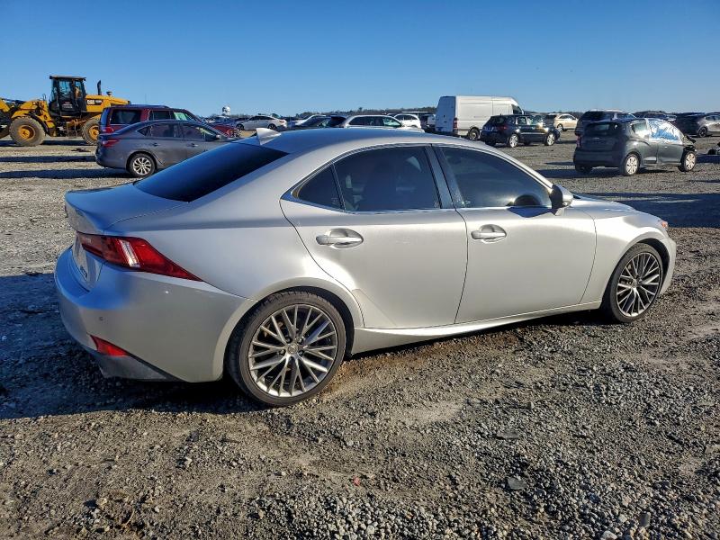 Photo 3 from auction – 2016 LEXUS IS 200T with VIN JTHBA1D26G5011300