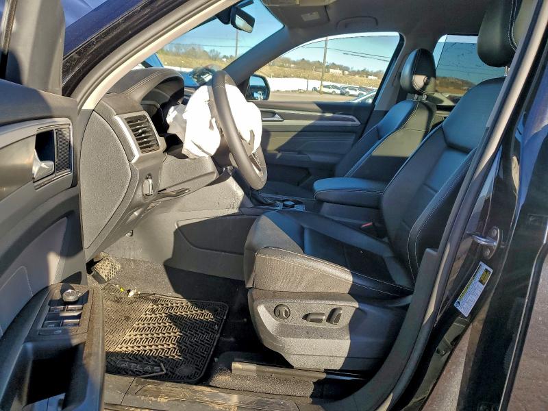 Photo 7 from auction – 2023 VOLKSWAGEN ATLAS SE with VIN 1V2HR2CA7PC528375