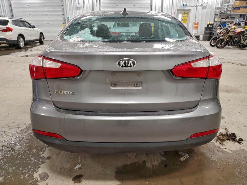 Photo 6 from auction – 2016 KIA FORTE LX with VIN KNAFX4A61G5525269