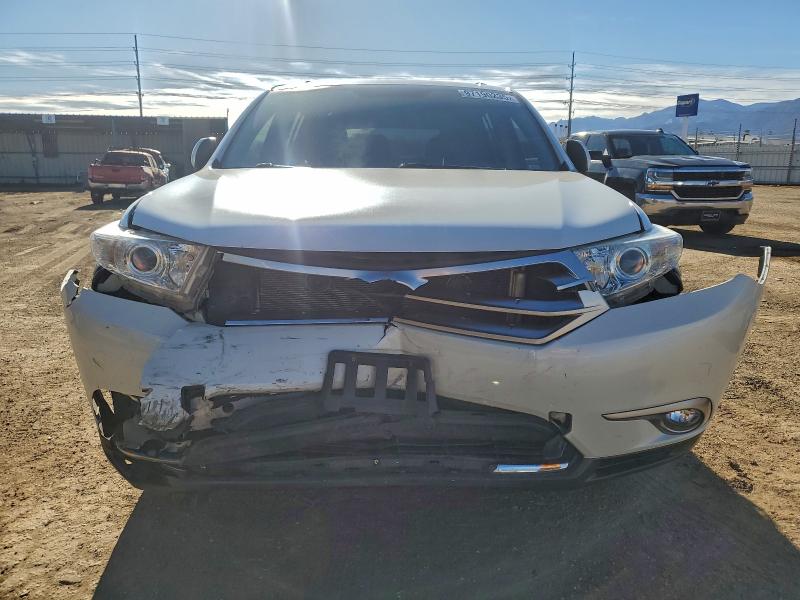 Фото 5 с аукциона – 2013 TOYOTA HIGHLANDER с VIN 5TDBK3EH2DS275844