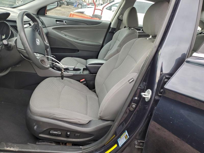 Photo 7 from auction – 2014 HYUNDAI SONATA GLS with VIN 5NPEB4AC9EH836058