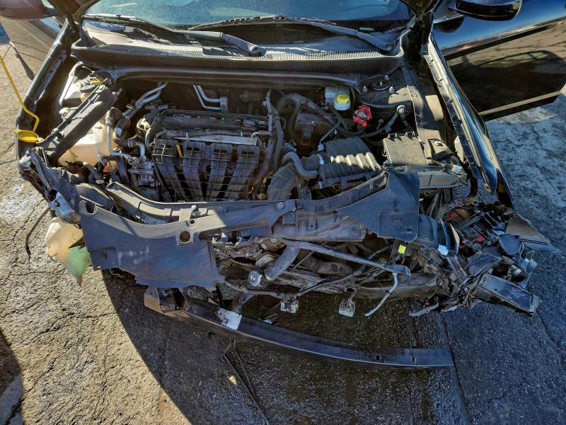 Photo 11 from auction – 2013 CHRYSLER 200 TOURIN with VIN 1C3CCBBB0DN694006