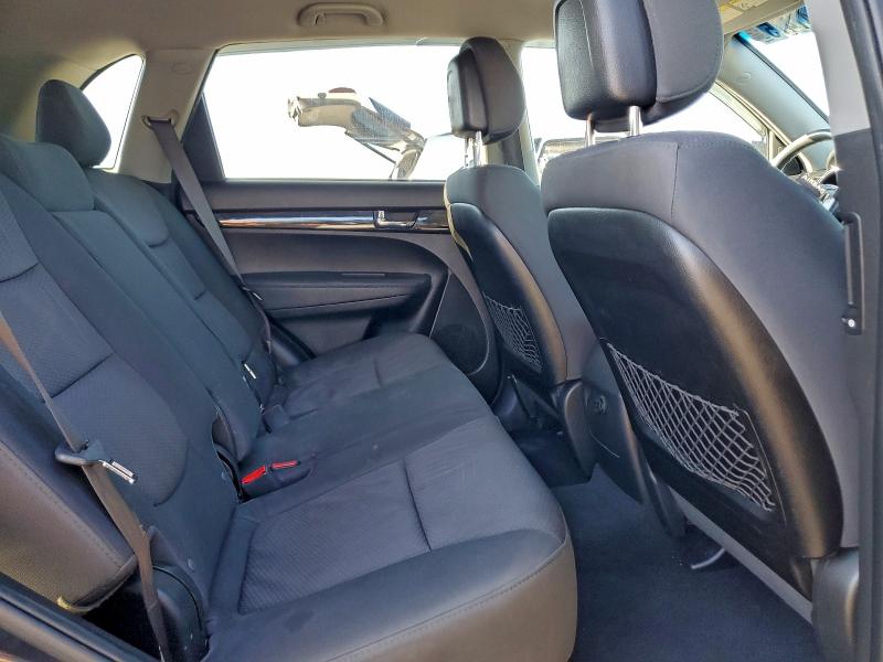 Photo 11 from auction – 2012 KIA SORENTO BA with VIN 5XYKT3A61CG231928