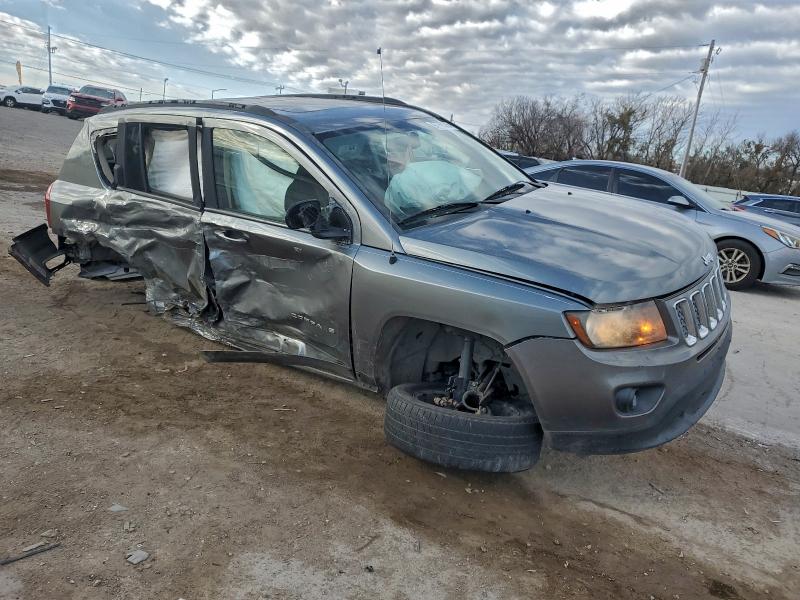Photo 4 from auction – 2014 JEEP COMPASS with VIN 1C4NJDEBXED622416
