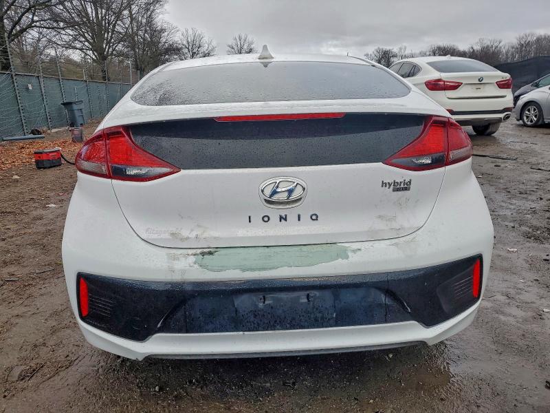 Photo 6 from auction – 2017 HYUNDAI IONIQ with VIN KMHC65LC2HU045245
