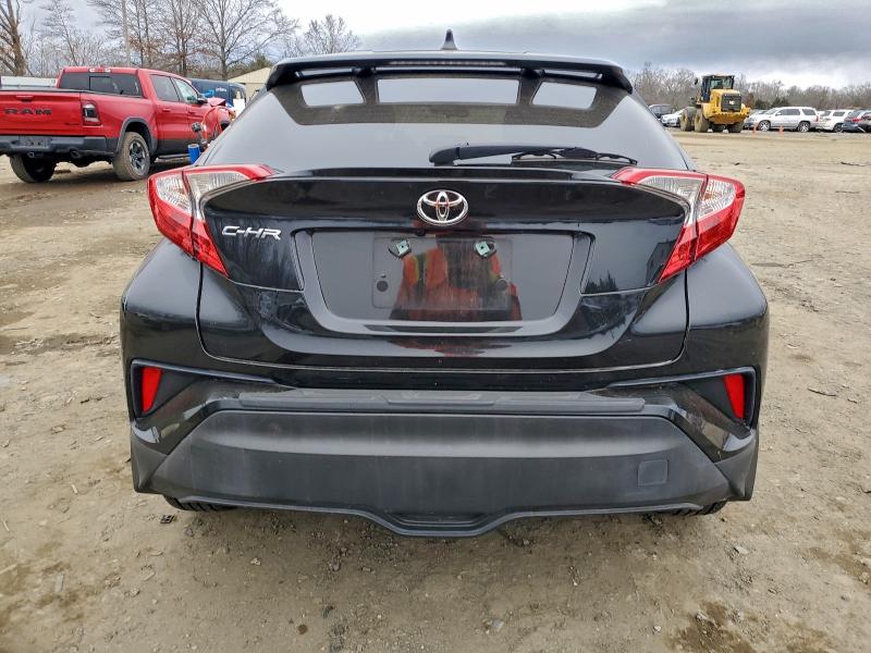 Photo 6 from auction – 2020 TOYOTA C-HR XLE with VIN NMTKHMBX9LR106904