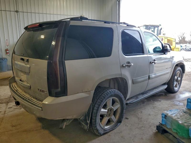 Photo 3 from auction – 2007 GMC YUKON with VIN 1GKFK13027R194031