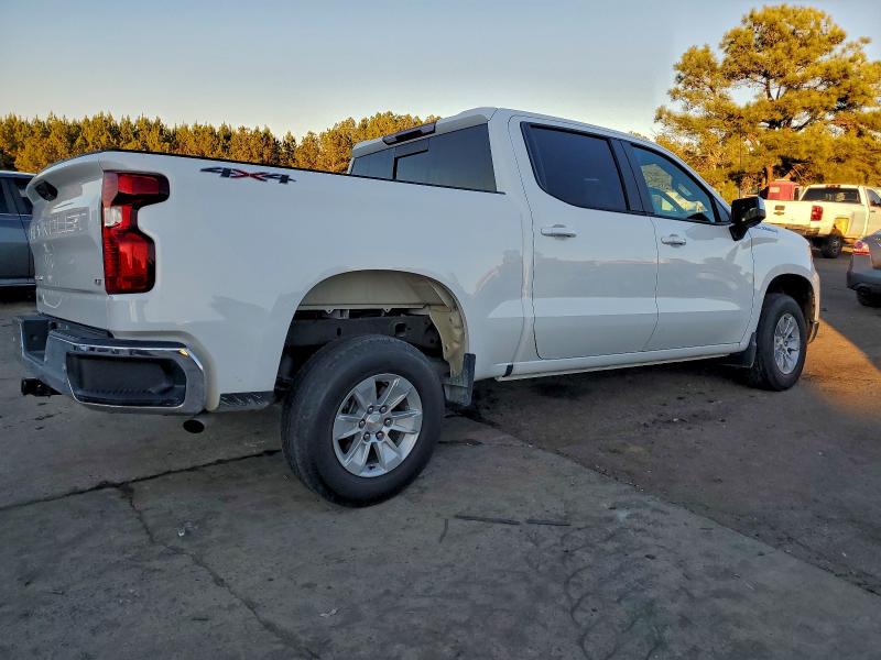 Photo 3 from auction – 2024 CHEVROLET SILVERADO with VIN 2GCUDDED4R1244230