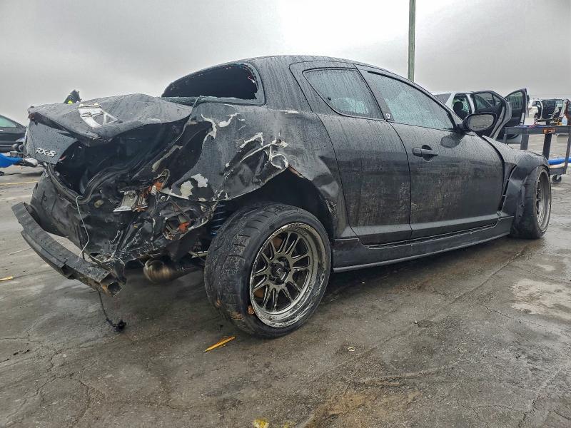 Photo 3 from auction – 2004 MAZDA RX8 with VIN JM1FE173840129885