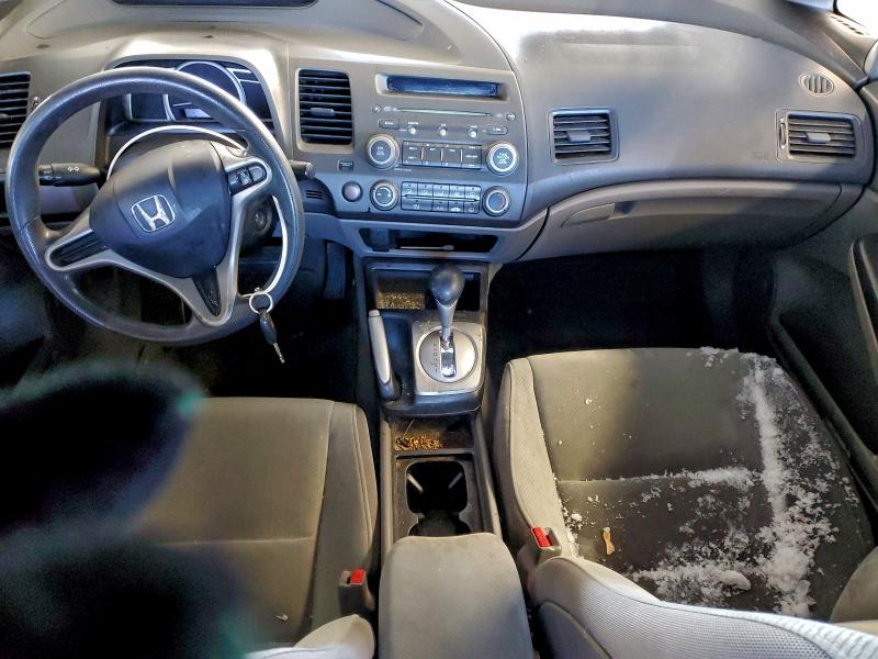 Photo 8 from auction – 2010 HONDA CIVIC LX with VIN 19XFA1F58AE022899