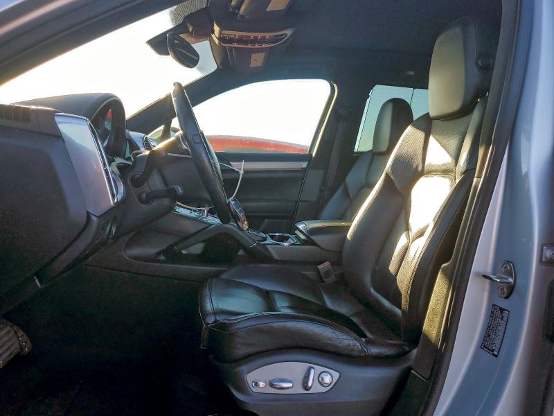 Photo 7 from auction – 2013 PORSCHE CAYENNE S with VIN WP1AB2A27DLA81396