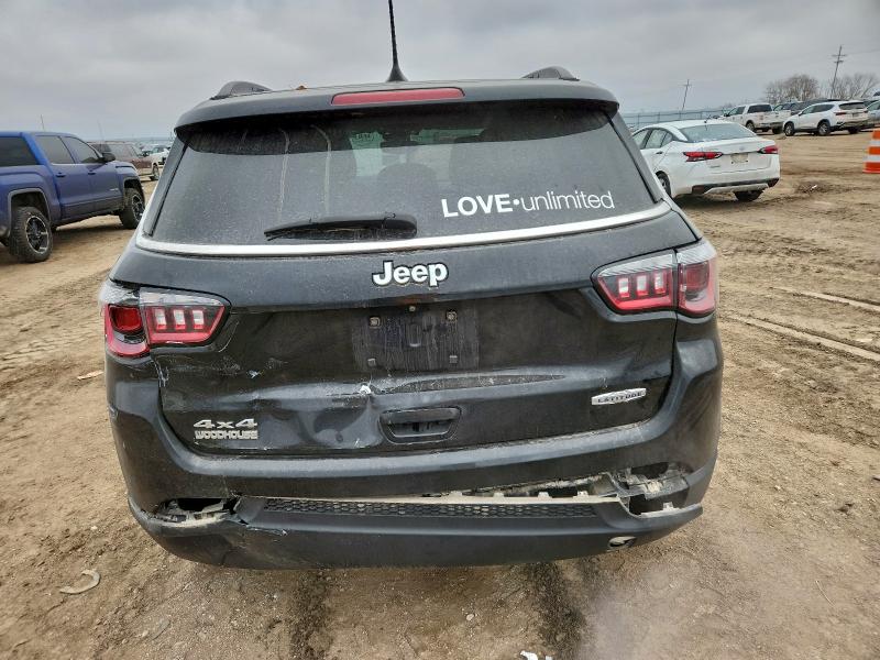 Photo 6 from auction – 2022 JEEP COMPASS LA with VIN 3C4NJDBB5NT118760