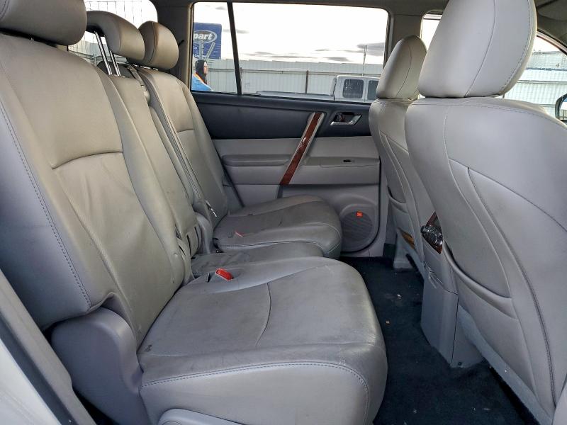 Photo 10 from auction – 2011 TOYOTA HIGHLANDER with VIN 5TDYK3EH3BS040683