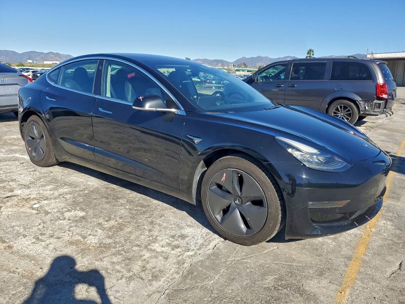 Photo 4 from auction – 2018 TESLA MODEL 3 with VIN 5YJ3E1EA1JF056960