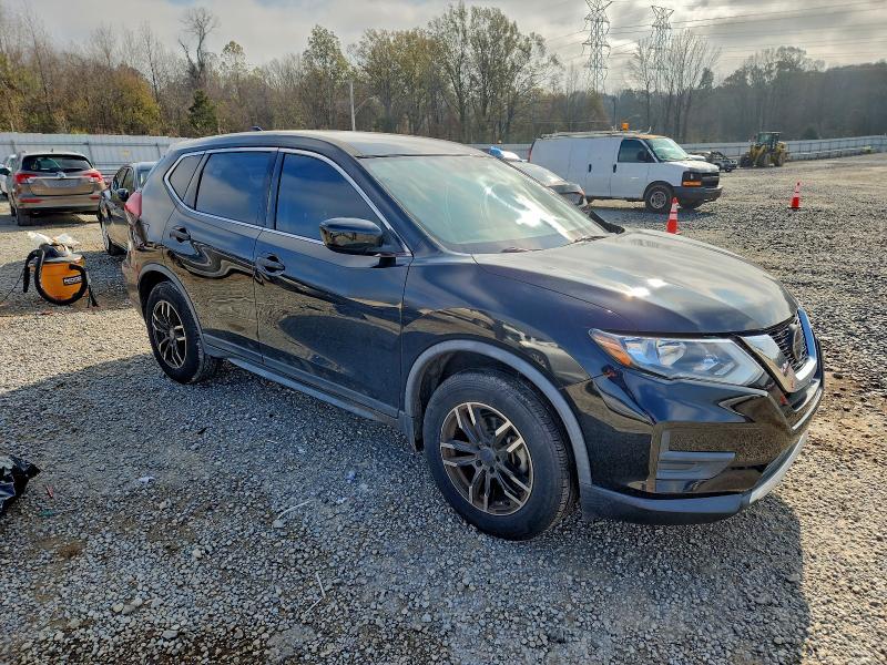Photo 4 from auction – 2018 NISSAN ROGUE S with VIN JN8AT2MT7JW459024