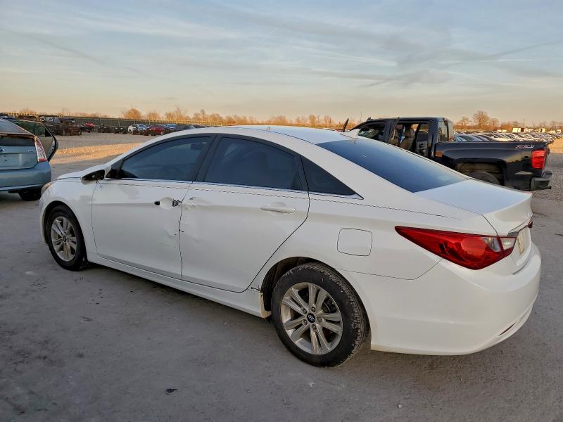 Photo 2 from auction – 2011 HYUNDAI SONATA GLS with VIN 5NPEB4AC8BH065202