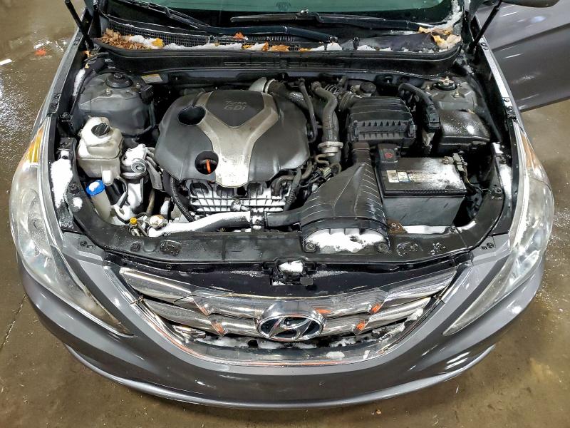 Photo 11 from auction – 2013 HYUNDAI SONATA SE with VIN 5NPEC4AB3DH555571