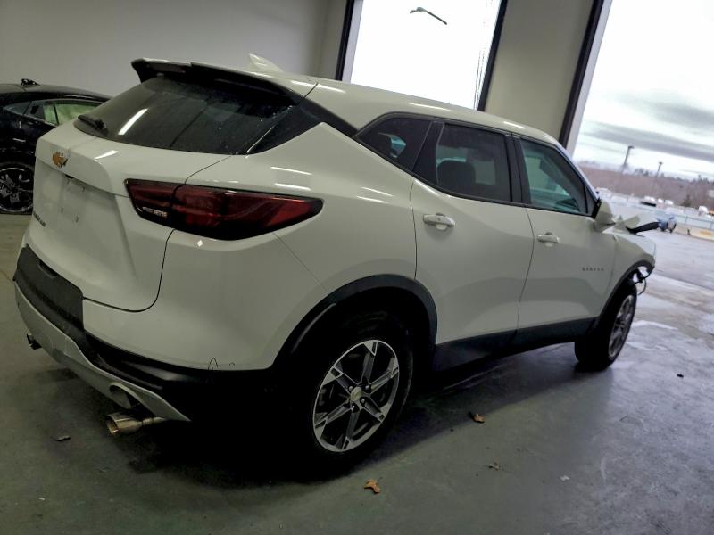 Photo 3 from auction – 2025 CHEVROLET BLAZER 2LT with VIN 3GNKBHR48SS242559