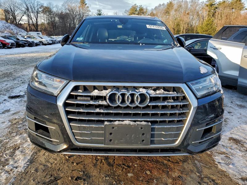 Photo 5 from auction – 2017 AUDI Q7 PREMIUM with VIN WA1LAAF75HD015628