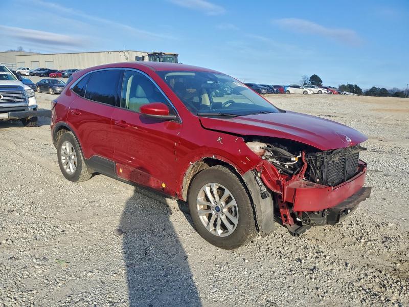 Photo 4 from auction – 2020 FORD ESCAPE SE with VIN 1FMCU9G60LUA26753