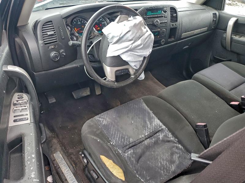 Photo 8 from auction – 2010 CHEVROLET SILVERADO with VIN 1GCSKSE33AZ264666