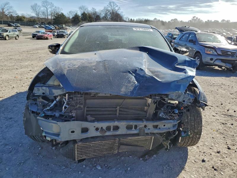 Photo 5 from auction – 2018 FORD FOCUS with VIN 1FADP3L95JL330781