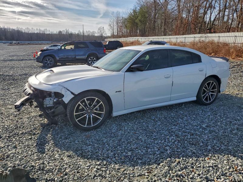 DODGE CHARGER R/ 2023 con VIN 2C3CDXCT9PH651329 - Foto de la subasta