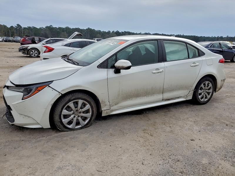 TOYOTA COROLLA LE 2021 with VIN JTDEPMAE4MJ156142 - Photo from auction