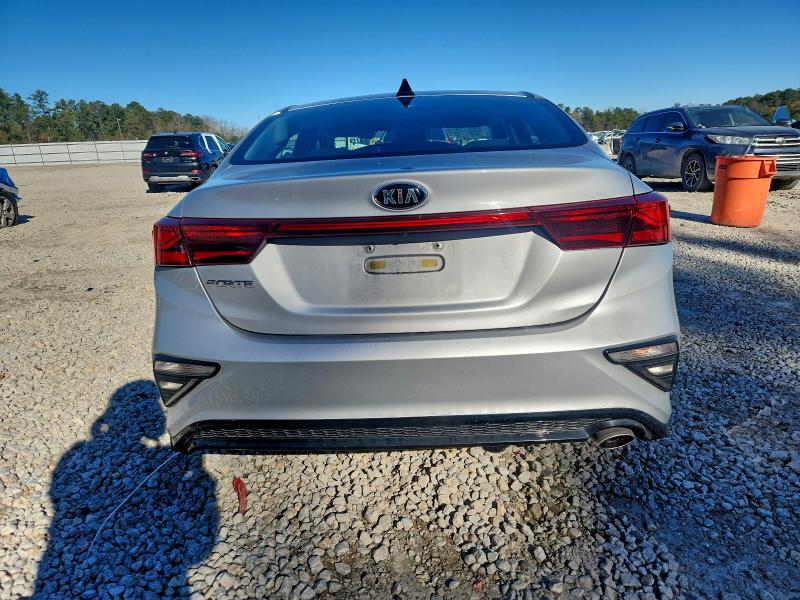 Photo 6 from auction – 2019 KIA FORTE with VIN 3KPF24AD3KE080286