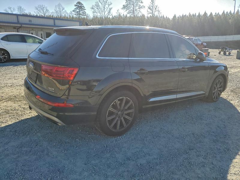 Foto 3 de la subasta – 2017 AUDI Q7 PRESTIG con VIN WA1VAAF73HD007486