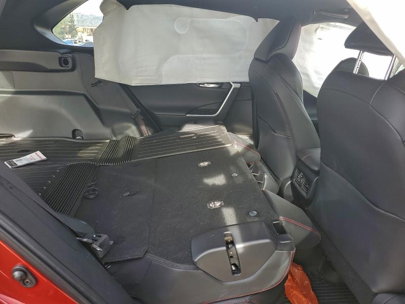 Photo 11 from auction – 2024 TOYOTA RAV4 PRIME with VIN JTMEB3FV2RD210321