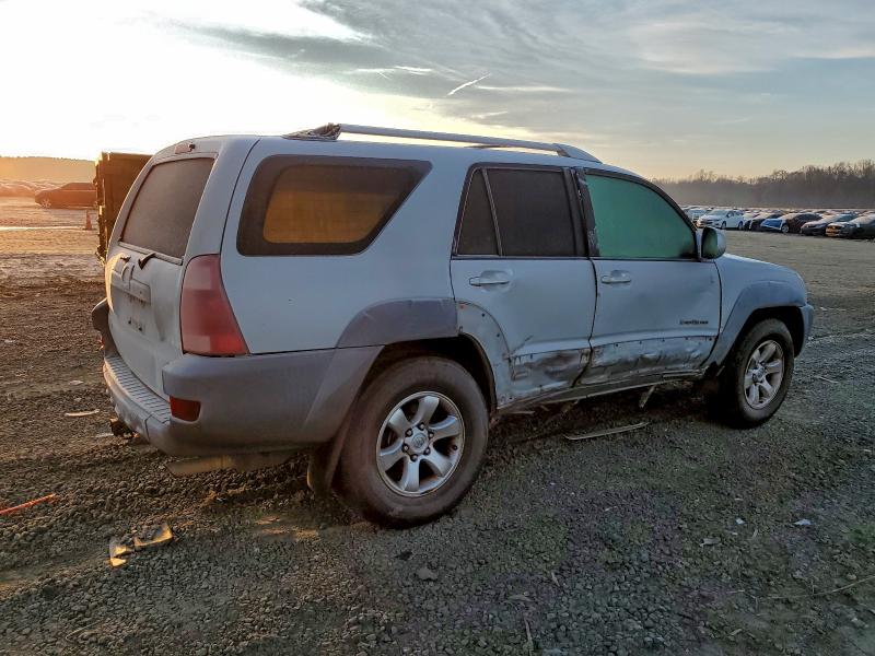 Photo 3 from auction – 2003 TOYOTA 4RUNNER SR with VIN JTEZU14R130009378