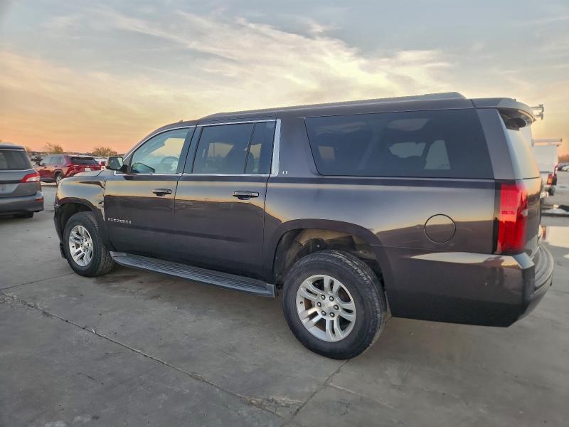 Photo 2 from auction – 2016 CHEVROLET SUBURBAN C with VIN 1GNSCHKC9GR379518