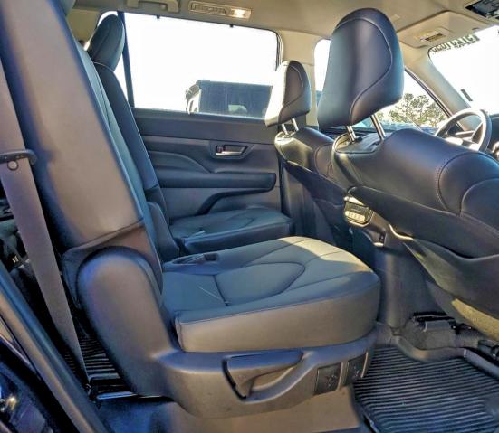 Photo 10 from auction – 2024 TOYOTA GRAND HIGH with VIN 5TDAAAB52RS064406