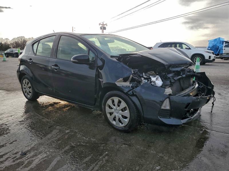 Photo 4 from auction – 2012 TOYOTA PRIUS C with VIN JTDKDTB34C1526023