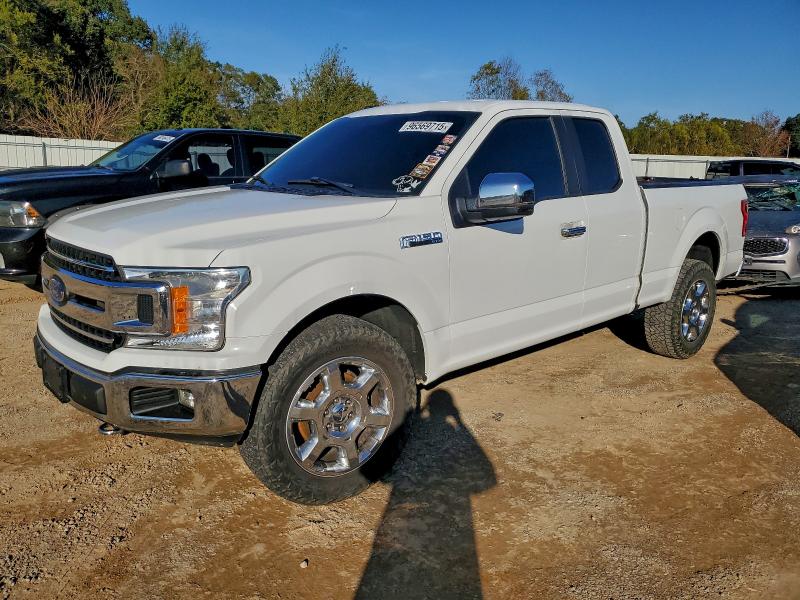 FORD F150 SUPER 2018 with VIN 1FTEX1CP4JFA76870 - Photo from auction