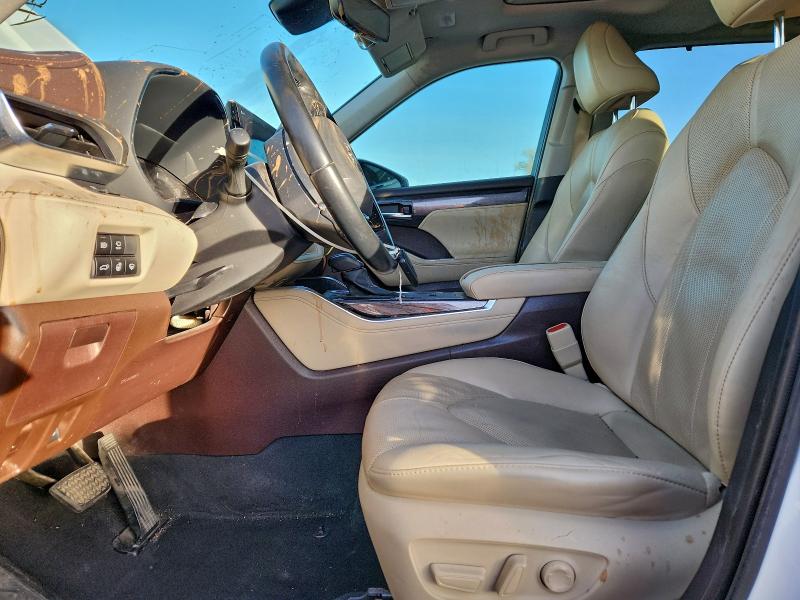 Photo 7 from auction – 2021 TOYOTA HIGHLANDER with VIN 5TDYZRAH4MS054549
