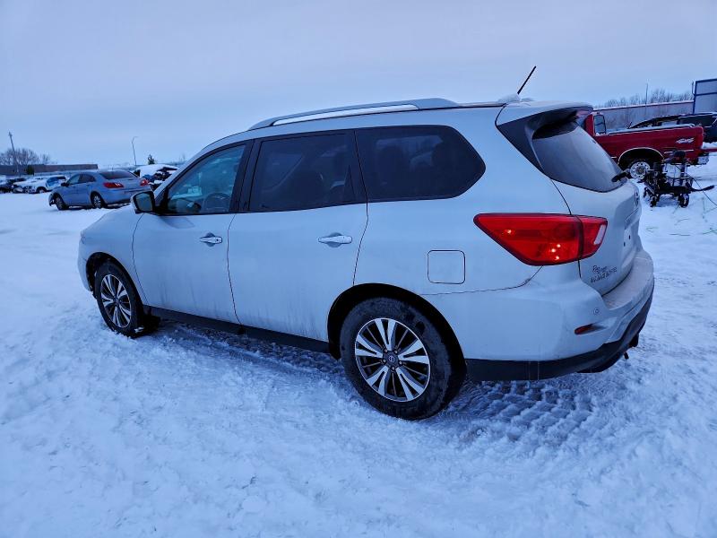 Photo 2 from auction – 2017 NISSAN PATHFINDER with VIN 5N1DR2MM0HC681122