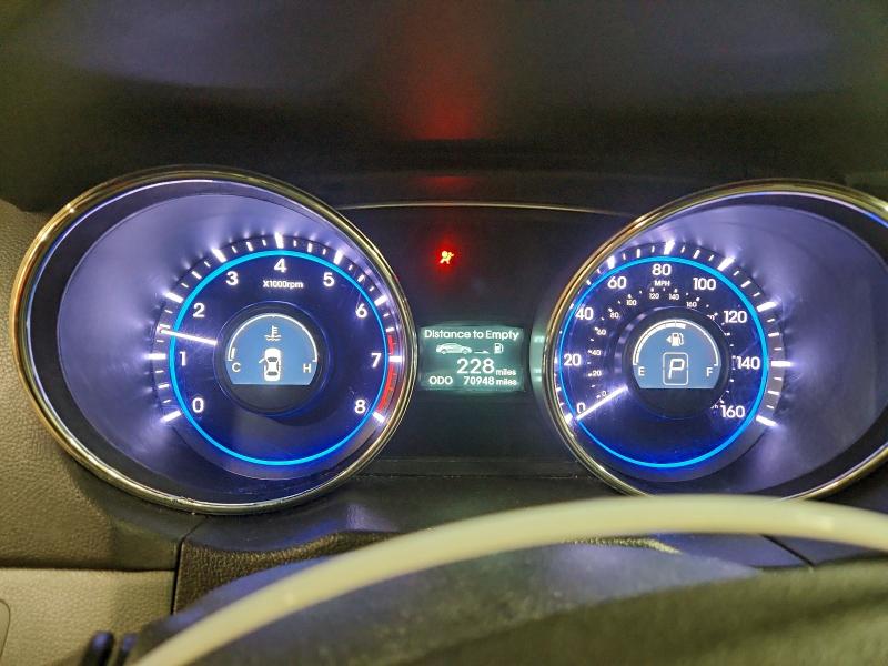 Photo 9 from auction – 2012 HYUNDAI SONATA GLS with VIN 5NPEB4AC3CH488481