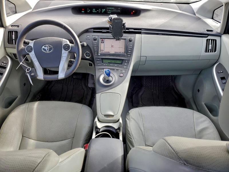 Photo 8 from auction – 2010 TOYOTA PRIUS with VIN JTDKN3DU6A1109325