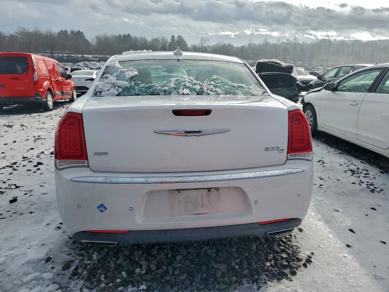 Photo 6 from auction – 2015 CHRYSLER 300C with VIN 2C3CCAKGXFH876510
