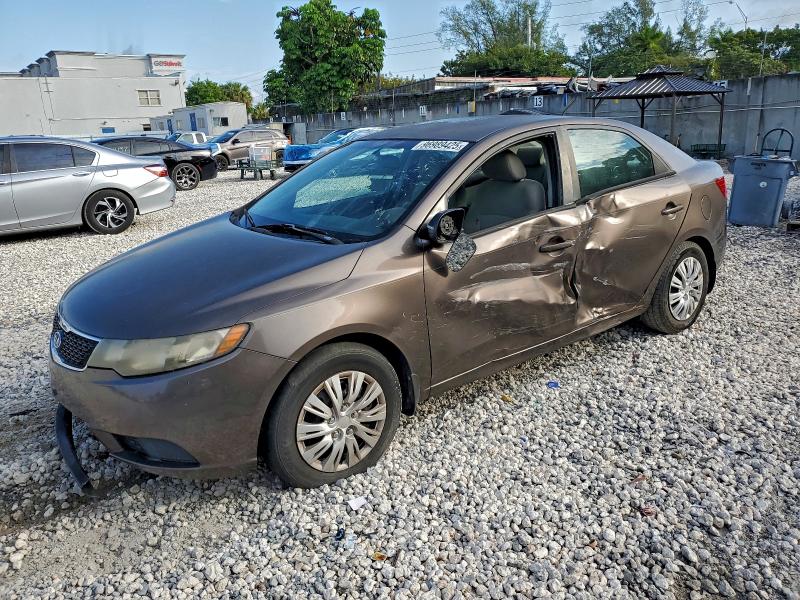 KIA FORTE EX 2013 z numerem VIN KNAFU4A2XD5728890 - Zdjęcie z aukcji