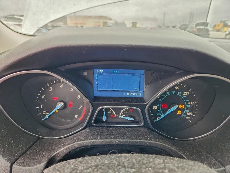 Photo 9 from auction – 2014 FORD FOCUS SE with VIN 1FADP3F26EL229446