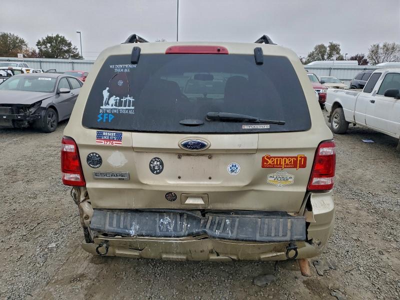 Photo 6 from auction – 2011 FORD ESCAPE XLT with VIN 1FMCU9D70BKC38253