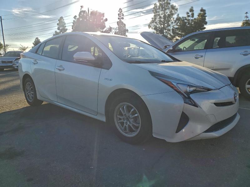 Photo 4 from auction – 2016 TOYOTA PRIUS with VIN JTDKARFUXG3517304