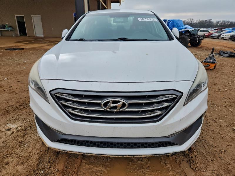 Photo 5 from auction – 2015 HYUNDAI SONATA with VIN 5NPE34AF5FH106981