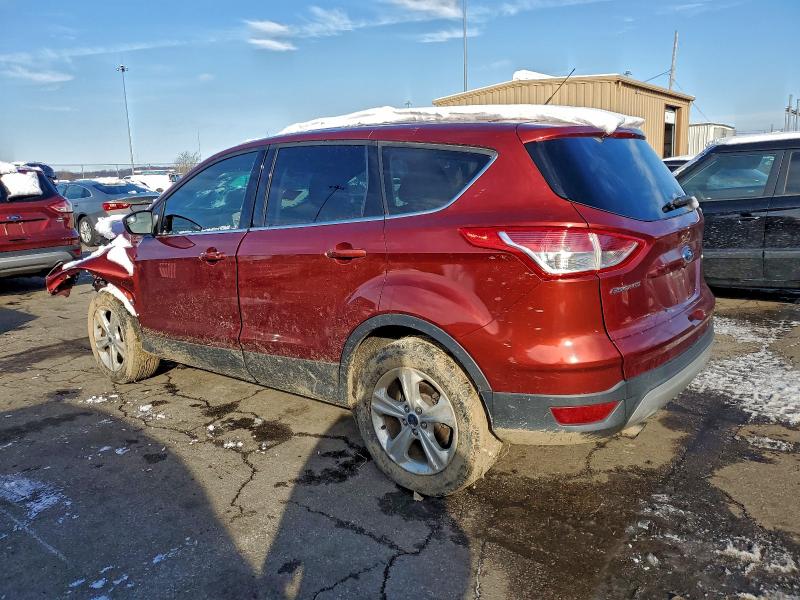 Photo 2 from auction – 2016 FORD ESCAPE SE with VIN 1FMCU9GXXGUB13252