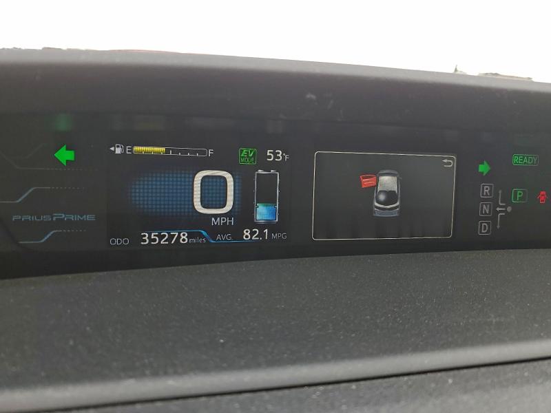 Photo 9 from auction – 2017 TOYOTA PRIUS PRIM with VIN JTDKARFP9H3060223