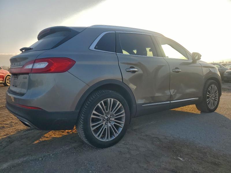 Photo 3 from auction – 2017 LINCOLN MKX RESERV with VIN 2LMPJ8LR3HBL34344